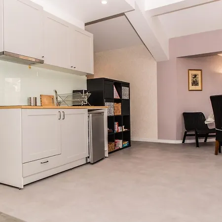 Miramar 8 Apartmán *