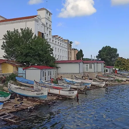 Διαμέρισμα Miramar 8